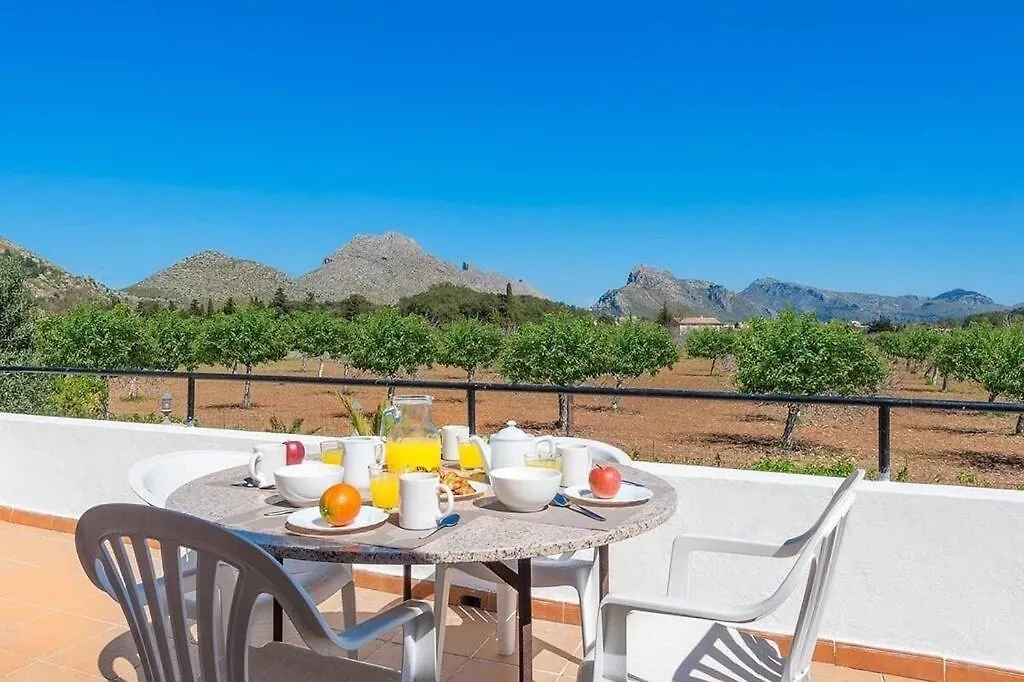6 Bedroom Villa A Very Short To Port Pollensa By Renthousing Port de Pollença 0*,  Spanyolország