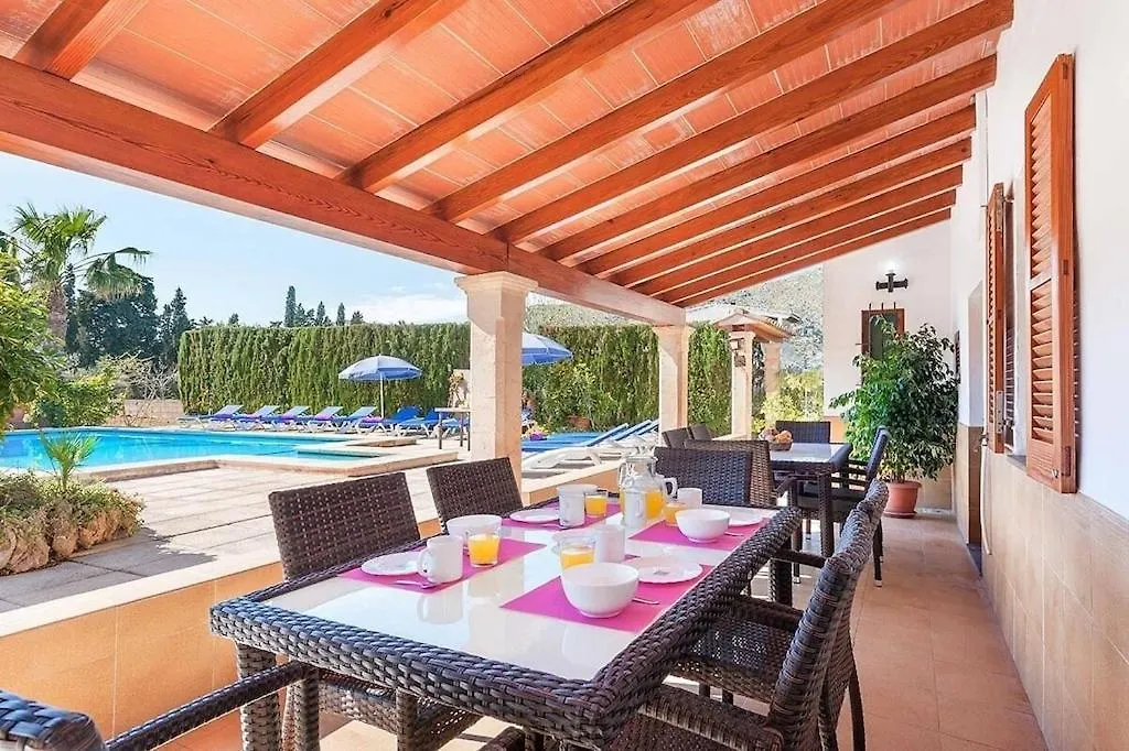6 Bedroom Villa A Very Short To Port Pollensa By Renthousing Port de Pollença 0*,  Spanyolország